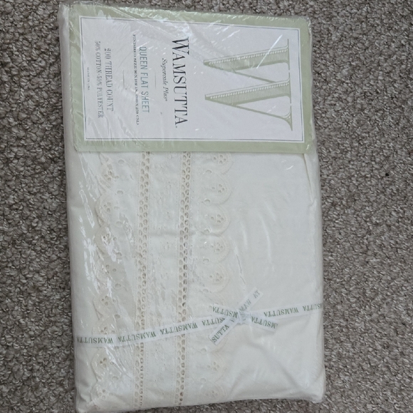 Wamsutta Other - NWT Wamsutta Queen Flat Sheet